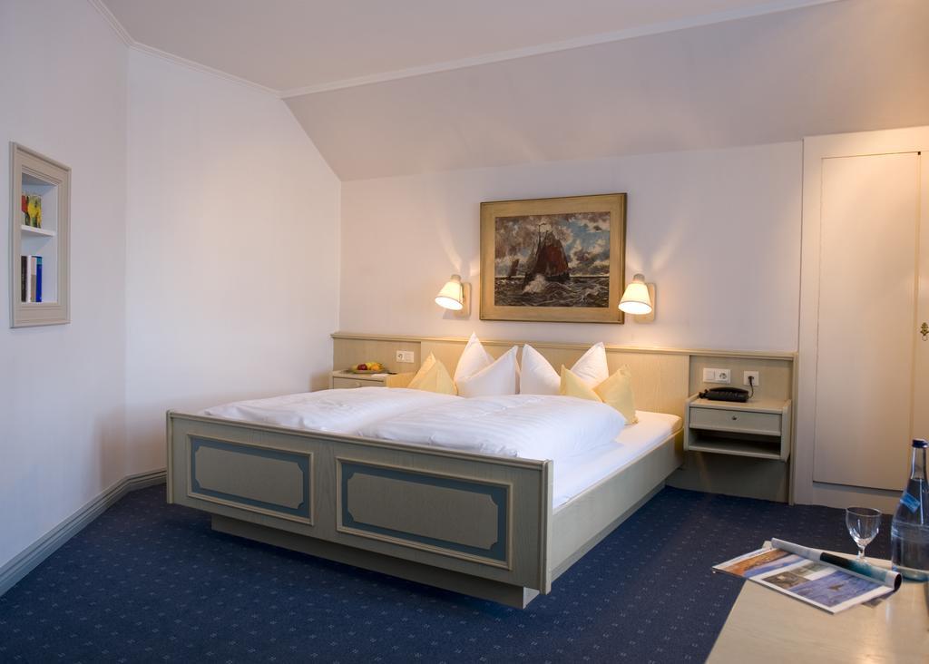 Hotel Friesenhof Wenningstedt-Braderup Room photo